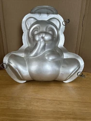 Wilton Teddy Bear Cake Pan 3D 502-501 CLIPS INCLUDED Birthday Cake Bear. Needs some cleaning and has some scratches on...