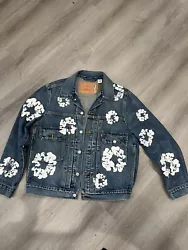 Levis x Denim Tears Type 2 All Over Wreath Light Wash Jacket Size M brand new !!