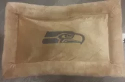 SEATTLE SEAHAWKS. Dog bed 20x30