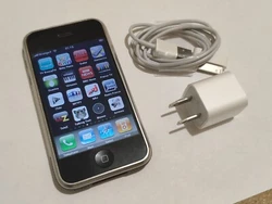 Vend iPhone de 1ère (1st, 1G, v1, EDGE) generation A1203, en bon état pour son âge, en 8 Go, testé et fonctionnel,...