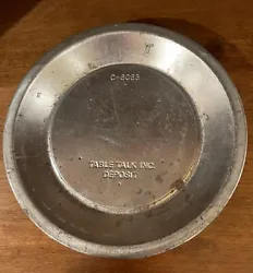 1950s Table Talk Pies Pie Tin. Condition is Used.