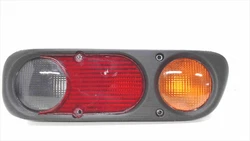 Feu arrière droit pour NISSAN TERRANO II 2.7 TDI 4WD 1996. 265550X001 254557F000. Modèle: TERRANO II. Nous pouvons le...