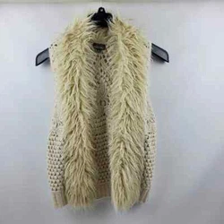Roz & Ali crocheted vest with faux fur trim. Pre-owned in excellent condition - lighting off a bit, cream color best...