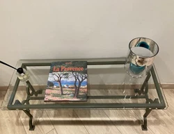 A venir chercher sur place à Nice à partir du 15 Août. Hauteur : 45 cm. Largeur : 40 cm.