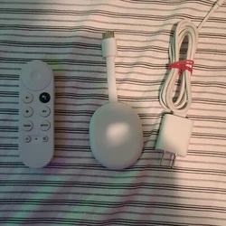 Google Chromecast with Google TV (HD) - Snow.