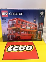 Lego Ceator - BUS LONDONIEN « London bus » réf. 10258 -NEUF- SCELLÉ-. Il comprend aussi un capot qui souvre avec un...