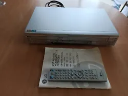 Rare combi DVD / VHS LG DVX7900 enregistreur VHS notice + télécommande TBE. Très bon état (légères rayures sur le...