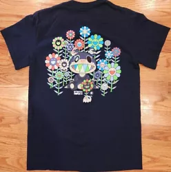 Today we have a Takashi Murakami x Complexcon collab from 2019. This shirt is in great preowned condition in a size...