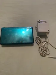 Nintendo 3DS Console Aqua Blue With Charger. -NO SYLUS PEN -SCREEN DOES HAVE DAMAGE AS SHOWN IN THE PICTURES-VOLUME...