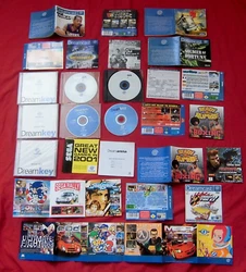 Ensemble de jaquettes, notices, CD démo, Dream Key 1.5 (1 encore emballé mais petites fissures sur la boîte). Vous...
