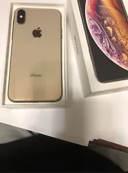 Apple iPhone XS - 256GB - ROSE GOLD (FACTORY UNLOCKED ) (CDMA + GSM). In Good condition.. comes with a charger cable...