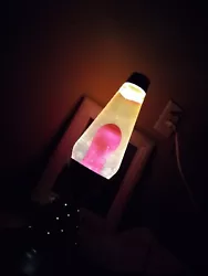 Original Vintage 1977 Starlite Base Lava Lamp. Condition is Used. Shipped with USPS Priority Mail.