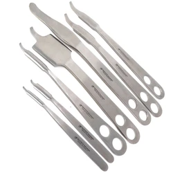 Typically, surgical-grade steel is used in the construction of hohmann retractors. X1 Hohmann Retractor 6.25