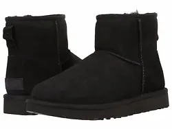 Style #: 1016222. Treadlite by UGG™ outsole. Suede heel counter.