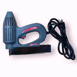 ARROW ET200 Nail Master 2 Electric Brad Nail Gun, 4 nail sizes, Used30 shots per minuteIncludes 3 boxes of nails,...