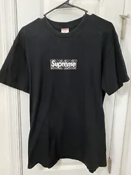 100% AuthenticThis Supreme Bandana Box Logo Tee Shirt in Black is a limited edition piece that any fashion-forward man...