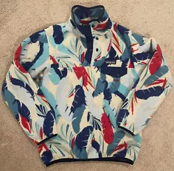 Patagonia Synchilla Fleece Tropical Floral Leaf Snap T Pullover Jacket Size Women’s XXS In used condition. Please...