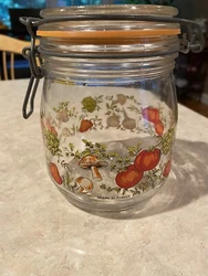 VTG New France Niveau De Remplissage Glass Canister Jar 3/4 L - Spice of Life. Never used! Has original deal installed....
