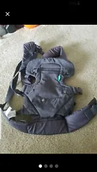 Infantino Flip 4-in-1 Convertible Baby Carrier - Gray (200-183). Condition is 