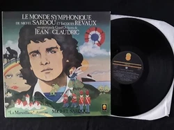 Disque en très bon état - pochette en excellent état - VG+/EX. Les disques ont quelques rayures qui naffectent pas...
