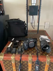 Sony A7 III 24.2MP Mirrorless Digital Camera w/ sony fe 28-70mm f/3.5-5.6 lens SEL2870 and accessories.  Bag included.