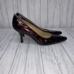Womens Size 8.5 Stuart Weitzman Patent Leather Animal Print Heels. 3” heel