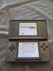 Console Nintendo ds Lite rose - fonctionne mais Pixel écran bas Hs.  Vendu sans chargeur   Pas de retour