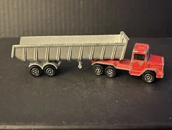 MAJORETTE MAGIRUS SEMI TRUCK WITH QUARRY OPEN TRAILER 377 1:100.