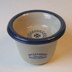 Brinker Pots stoneware 2 piece dip crock & bowl set with the flying pig mark & 1998 on both. Crock apx 5 3/4