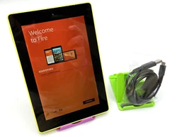 This tablet is in good shape. Theres on a minor scuff on the back but the screen is super clean! This sale includes:...