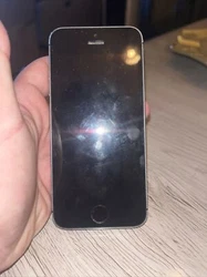 Apple iPhone 5s - 32 Go - Argent (Désimlocké).