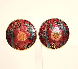 These Earrings are in Excellent Condition! COLOR DIFFERENCES: Color perception is very subjective.