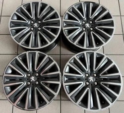 4 Jantes fer PEUGEOT 16 pouces dOCCASION !  Le prix comprend les 4 jantes ! Les jantes doivent être montées sur tous...
