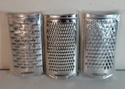 Black & Decker Gizmo Cheese Grater Blades Only. Set of 3 cheese grater blades. They go to a Gizmo GG200.