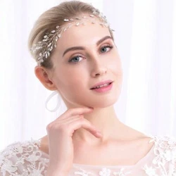Simple and lovely this stunning hair vine has rhinestones, crystals and beads with leaf design in hand wired vine. Dont...