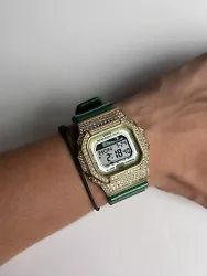 rare montre casio g shock glx-5600a custom diamond iced. Superbe Montre custom G-lide Casio g shock. La montre...
