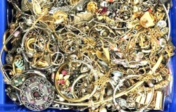 Photo is sample. all pulled out of the piles in the sample photos. These lots are sold grab bag style. Wonderful craft...