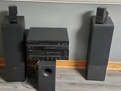 Denon Receiver DRA-635R includes remote. Denon DCM-320 5 Disc CD PCM Audio Changer with remote. Bose Acoustimass 5...