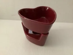 Chantal Chafing Heart Bowl & Stand Set 93 HCF12 Cranberry Red Stoneware Excellent Condition 