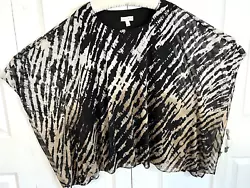 Beautiful Condition Susan Graver Classic Regal Dressy Top with a black lined top underneath.
