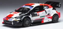 Modèle 18RMC151B. Pilotes OGIER - Veillas. Fabricant : IXO. Voitures GP Macau. PRECOMMANDE : EXPEDITION 31 OCTOBRE....