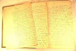 MANUSCRIT non identifié des SATIRES de JUVENAL. COMPLET DES SATIRES ET DES NOTES. Protégé par une reliure de...