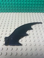 Lego Batman Ailes chauve-souris 8x10 Dragon 57487 Batmobile. État : 