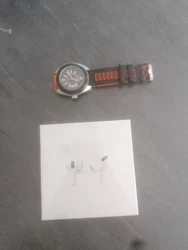 Airpods 3 pro neuf en boîte sous blister jamais ouvert. Envoi rapide et soigné.