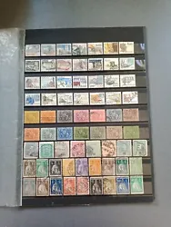 Lot de 124 timbres oblitérés du Portugal tous différents. Voir scans. A saisir  Belle côte +++++++++ Bonnes...
