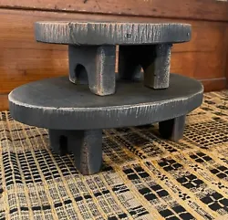 This is a new set of 2 small risers that are made to look primitive. They are made of barn wood that has been painted...