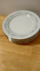 Noritake Fine China Marywood. I have other pieces from this set on my site.