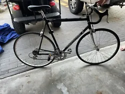 Cannondale R400 Road Bike. Good bike in good condition. $200 obo