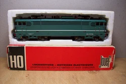 TRAINS HO JOUEF : LOCOMOTIVE ELECTRIQUE BB 25110 SNCF OCCASION (Livré en boite 8582). Locomotive révisée, nettoyée...