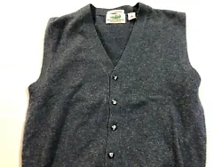 Item Condition: Very Good Used Condition small hole in front bottom. Length Top of collar to bottom: 28